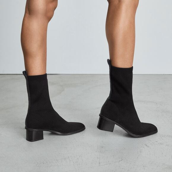 Everlane The High-Ankle Glove Black Boot In ReKnit Women's Size 8.5 NWOT - Picture 3 of 12